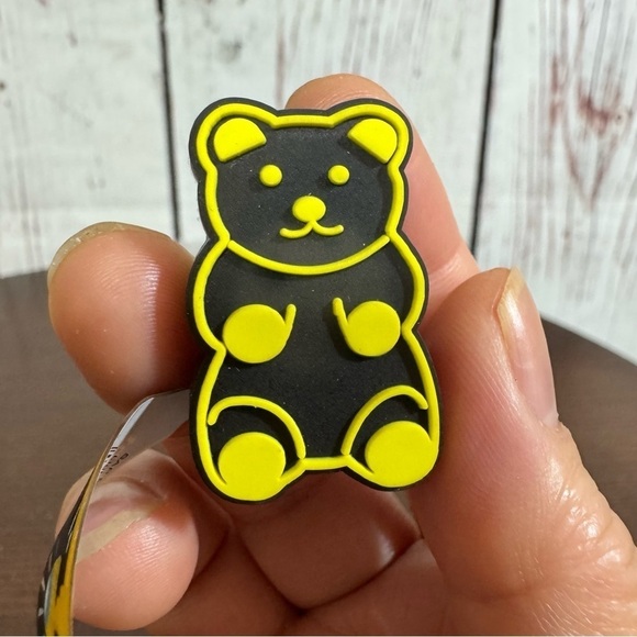 CROCS light up bear jibbitz piece limited edition - Picture 4 of 7